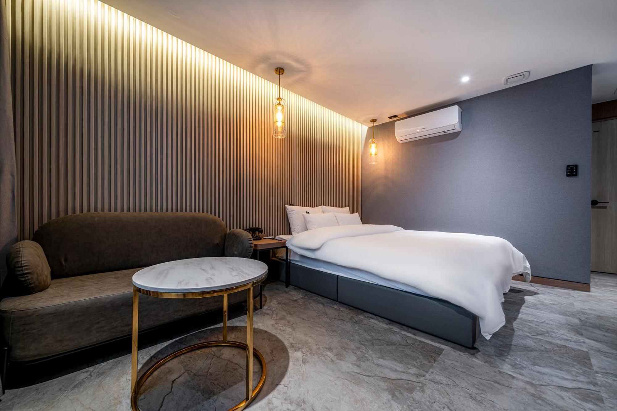 Urban Brown Hotel Chungju City Hall Eksteriør bilde