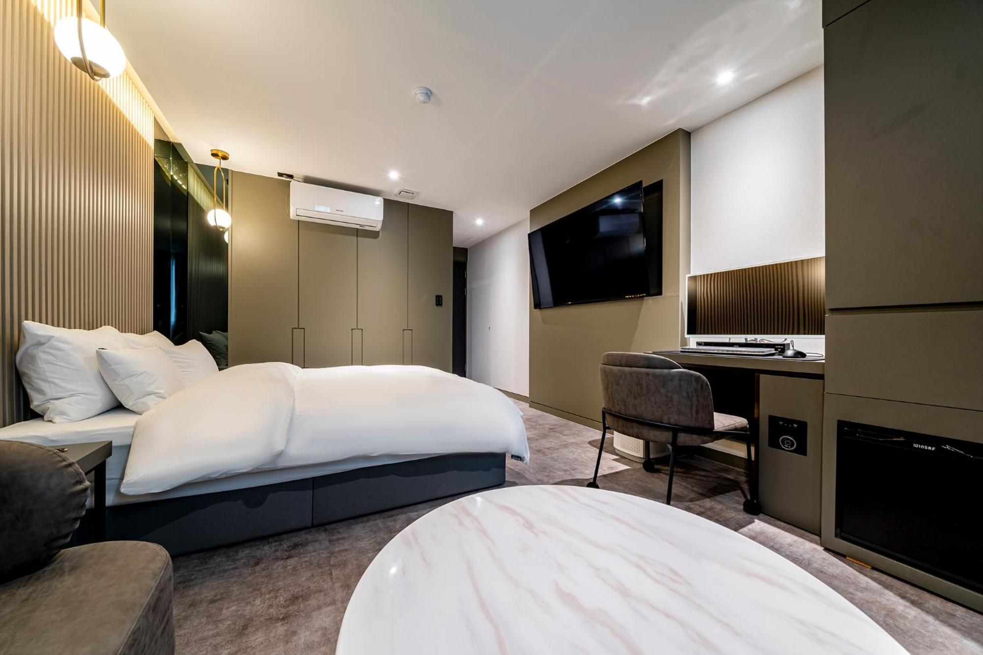Urban Brown Hotel Chungju City Hall Eksteriør bilde